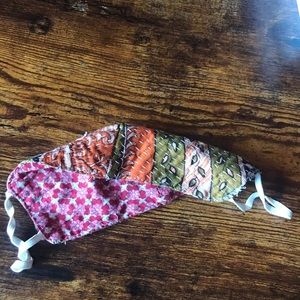 Reversible cloth mask
